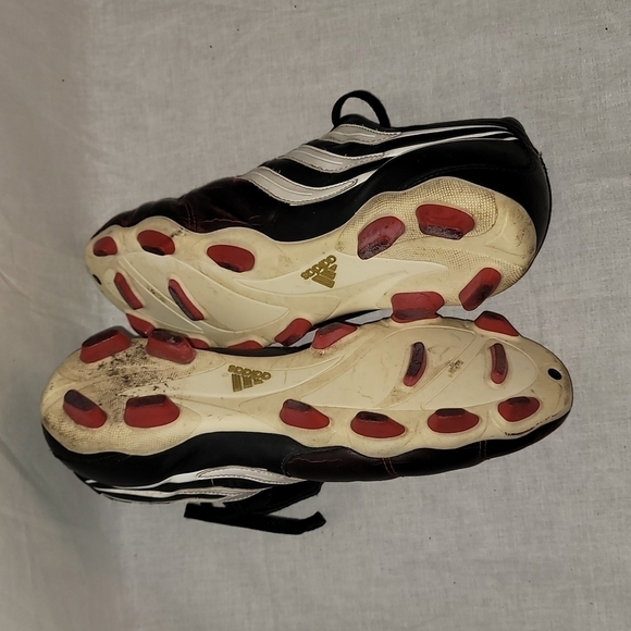 ♥️ADIDDAS Soccer tenis size 10 women's - Picture 5 of 7